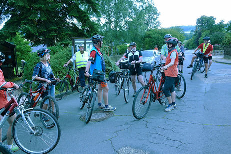 Fahrradpilgergruppe zu Gast in St. Elisabeth, Bad Emstal-Merxhausen